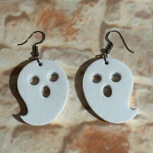White Ghost Foam Earrings